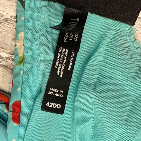 Wireless Floral & Cherry Print Torrid Bra - Picture 4 of 4